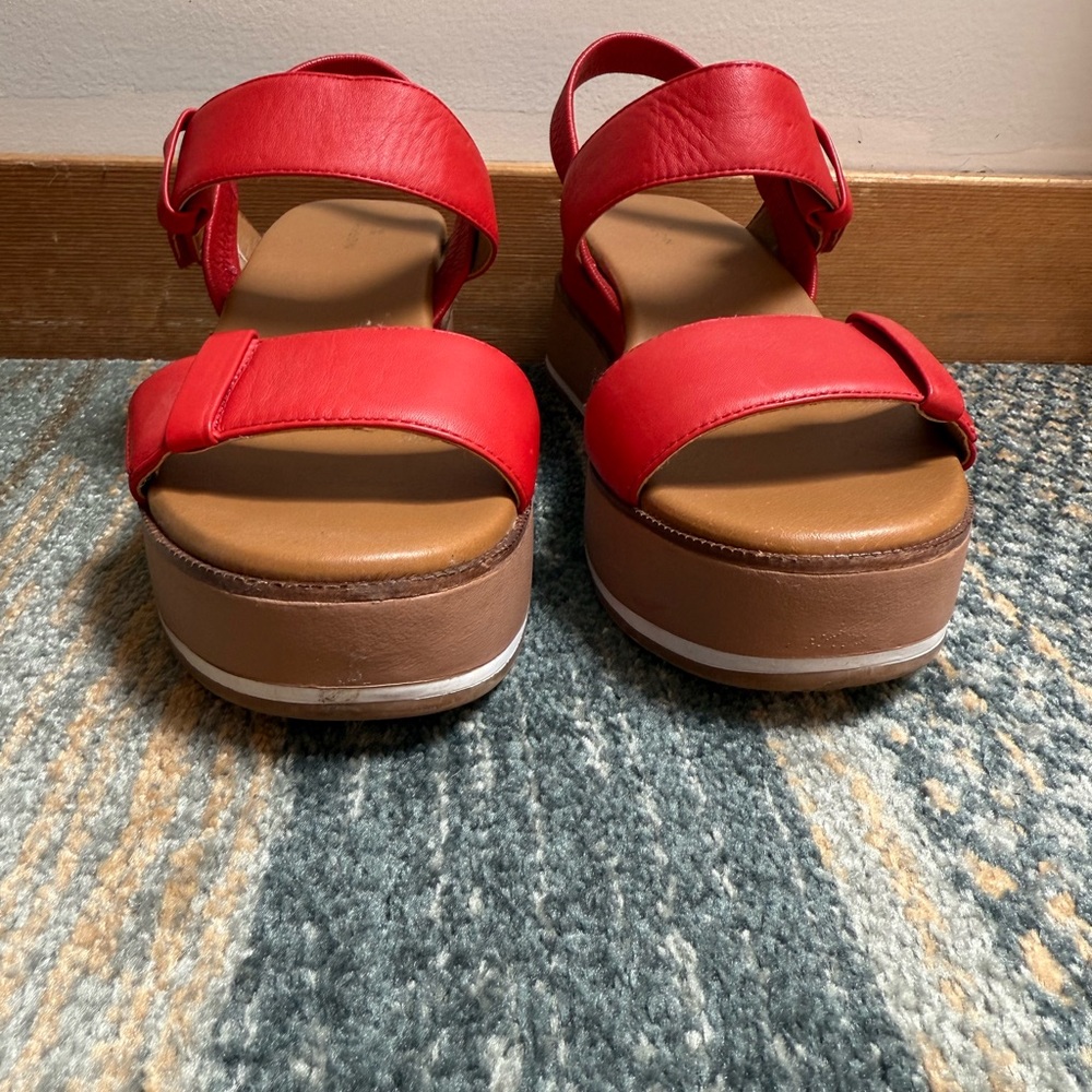 Caslon Red Platform Sandals with Chunky Sole - Picture 2 of 6